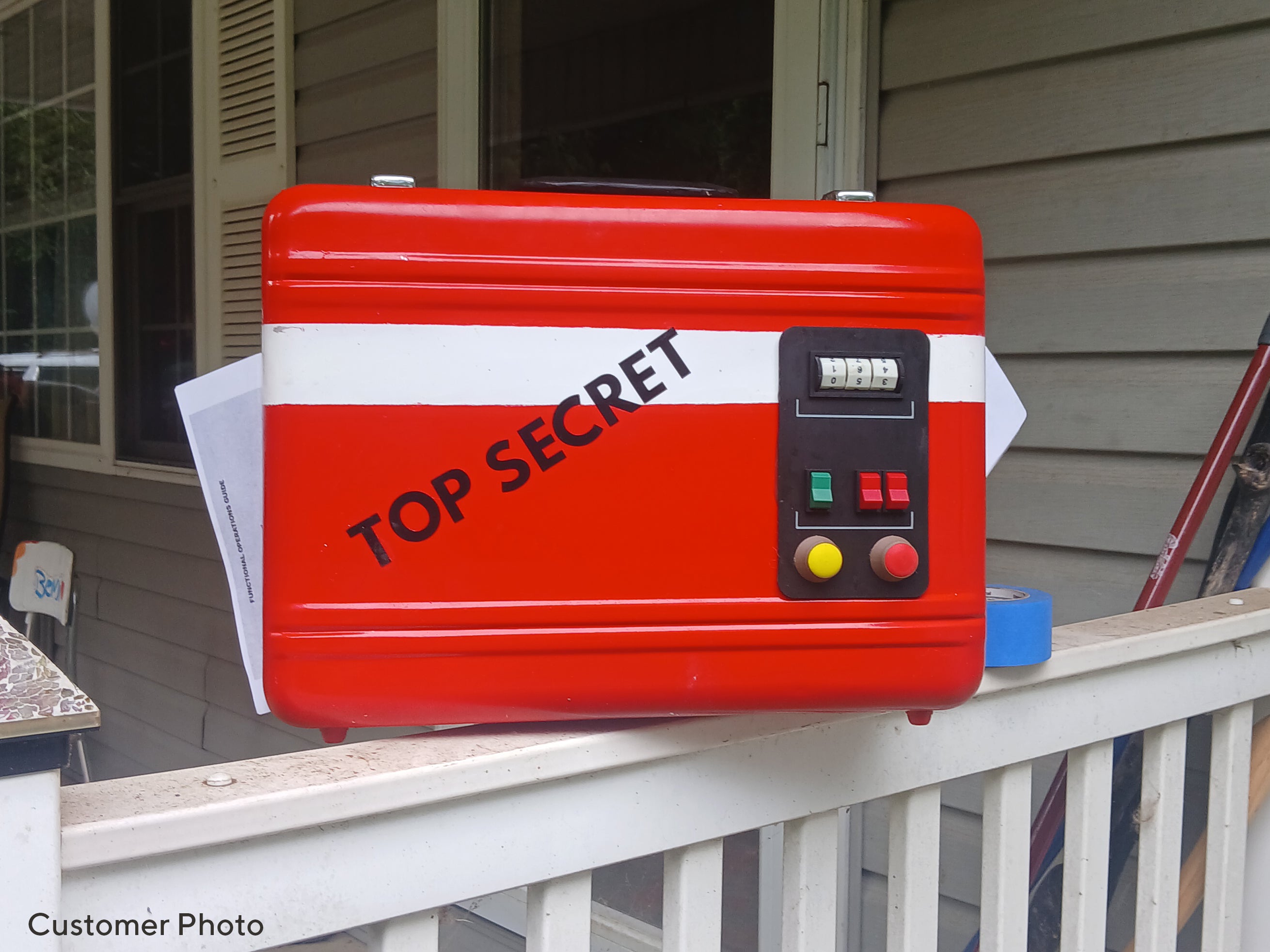 Intelligence Briefcase Front Panel